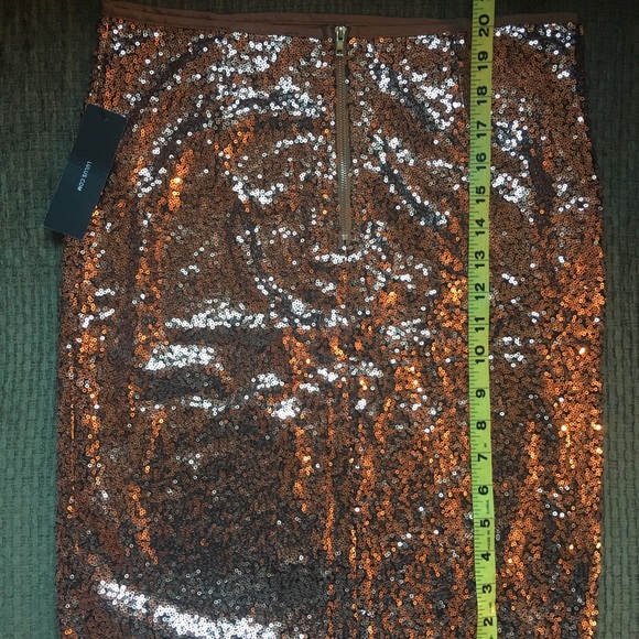 Lulu’s Dancing ‘till Daylight Copper Sequin Bodycon Skirt NWT - Picture 3 of 5